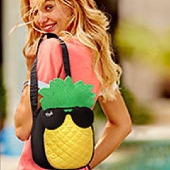 Victoria Secret pineapple cooler bag - Picture 3 of 3